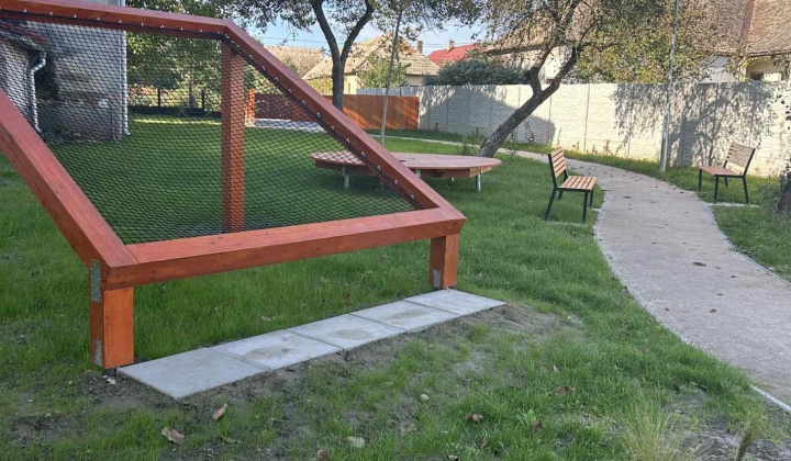 Budovanie oddychovej zóny pre aktívne trávenie voľného času v obci Kalonda